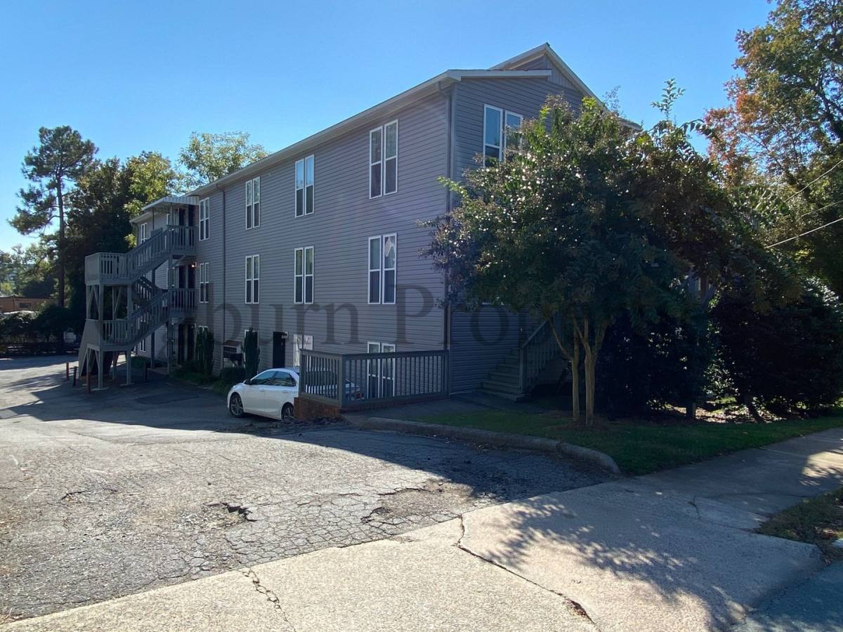Apartment for rent at 1426 Glade St, Winston Salem, NC 27101