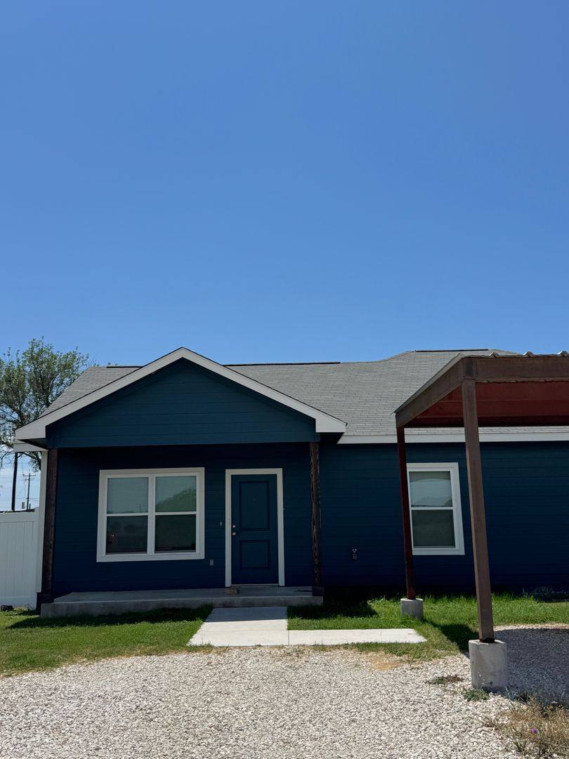 Apartment for rent at 1180 1182 FM, Seguin, TX 78155