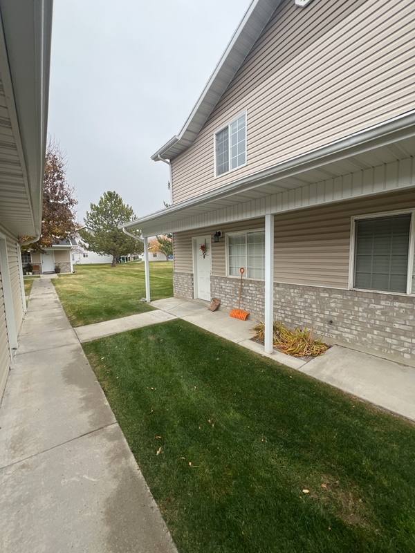 Townhouse for rent at 192 W 1250 S, Logan, UT 84321