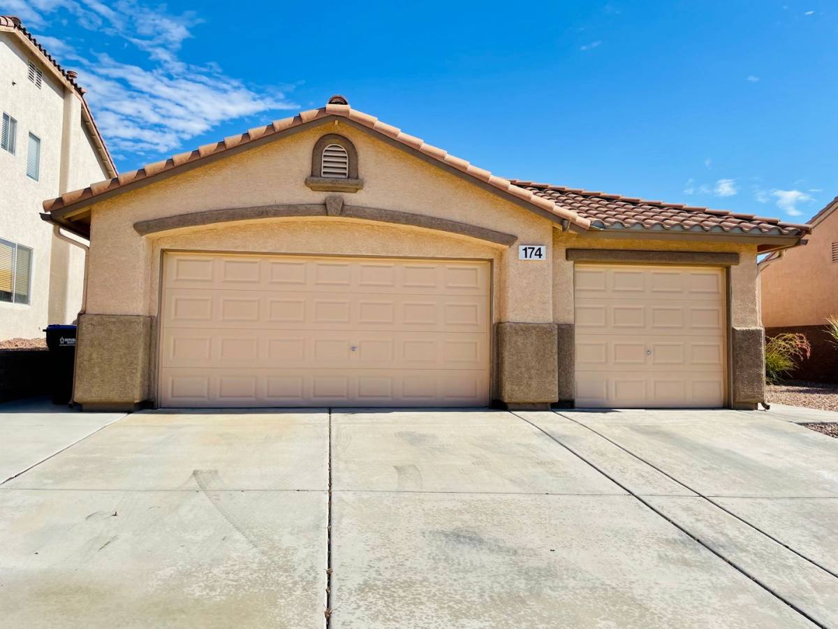 House for rent at 174 Golden Crown Ave, Henderson, NV 89002