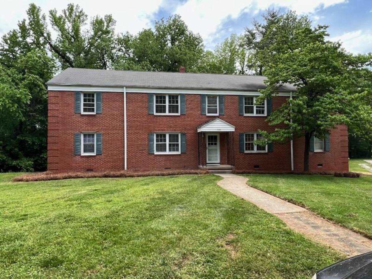 Apartment for rent at 1208 Whilden Place, Greensboro, NC 27408