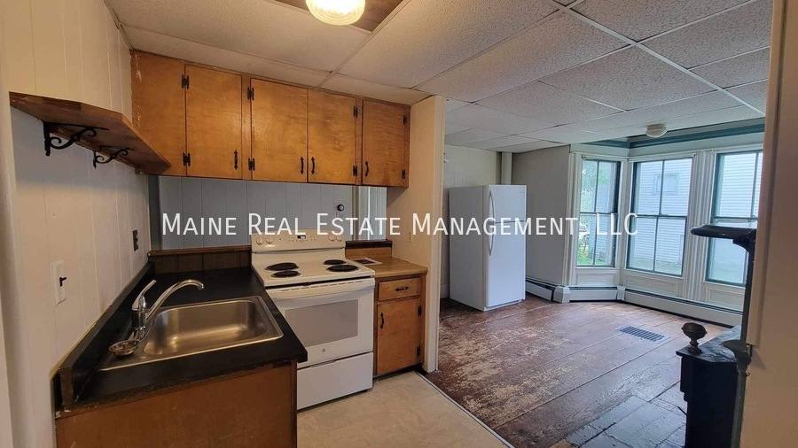 Apartment for rent at 174 Brunswick St #2, Old Town, ME 04468