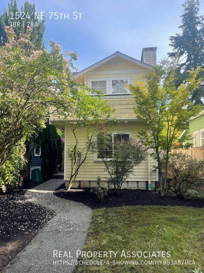 House for rent at 1524 NE 75th St, Seattle, WA 98115