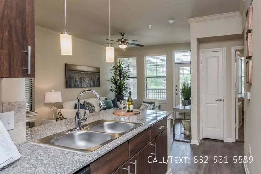 Apartment for rent at 738 Durham Dr #HW11, Houston, TX 77008