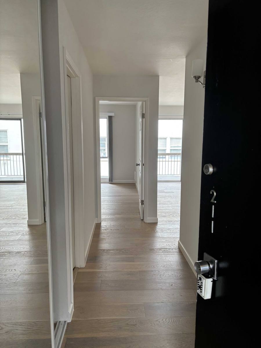Apartment for rent at 315 Wayne Place #211, Oakland, CA 94606