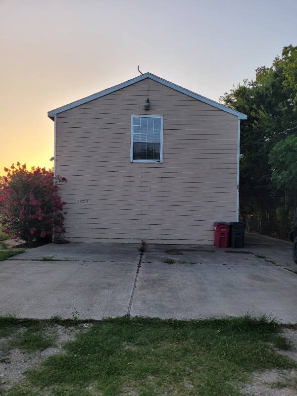 House for rent at 1301 1 Country Rd #247, Alvin, TX 77511