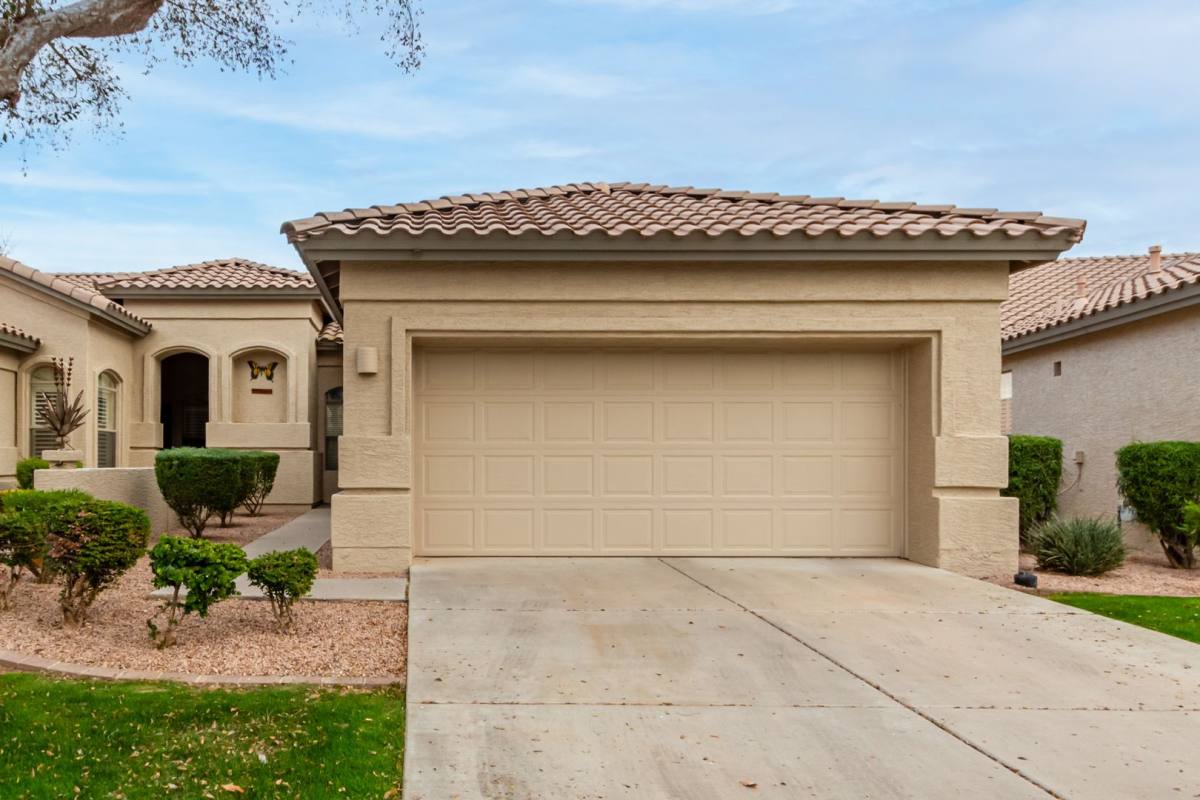 House for rent at 23721 S Vacation Way, Chandler, AZ 85248