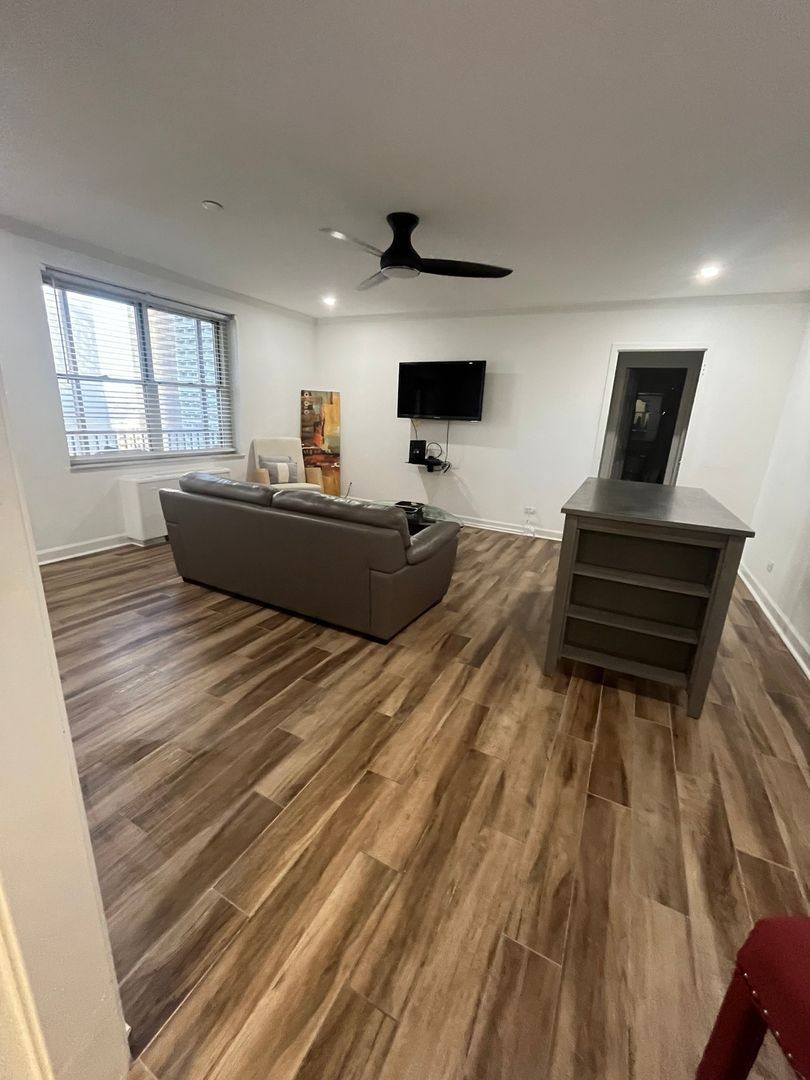 Condo for rent at 300 Peachtree St NE, Atlanta, GA 30308