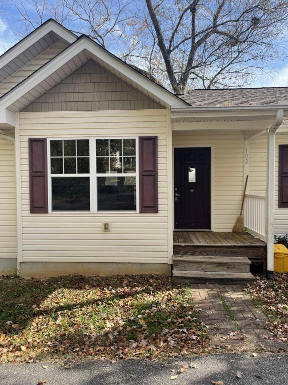 House for rent at 102 Springbrook Rd, Asheville, NC 28804