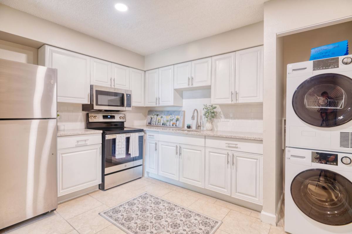 Apartment for rent at 1971 NW 43rd St, Ocala, FL 34475