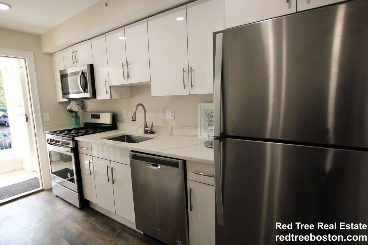 Apartment for rent at 59 Strathmore Rd #10, Brighton, MA 02135