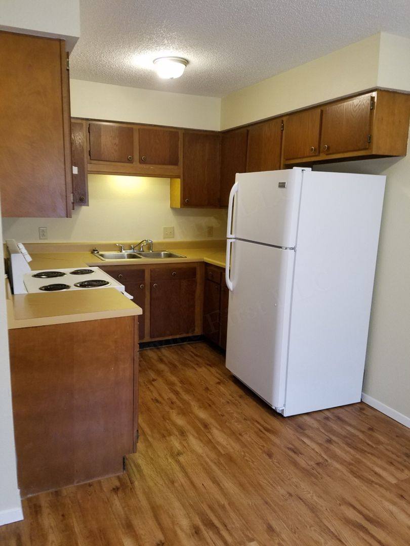 Apartment for rent at 201 Main Delta St, Chaffee, MO 63740