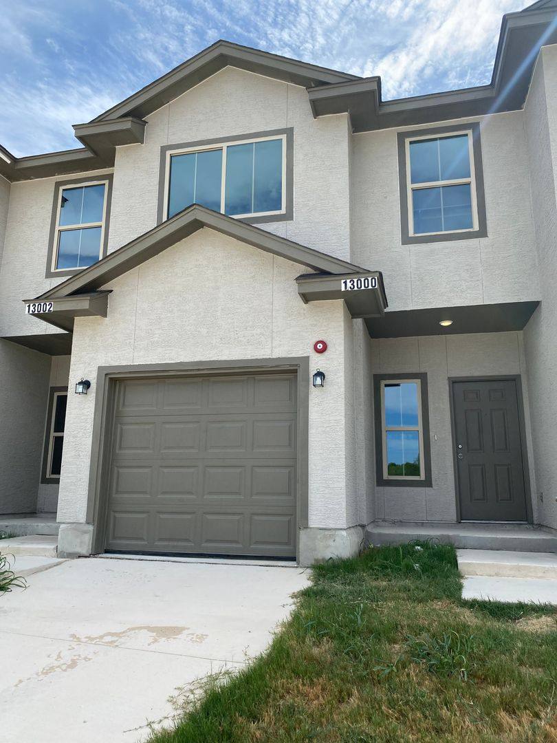 Townhouse for rent at 13018 Reid Meadows, San Antonio, TX 78233