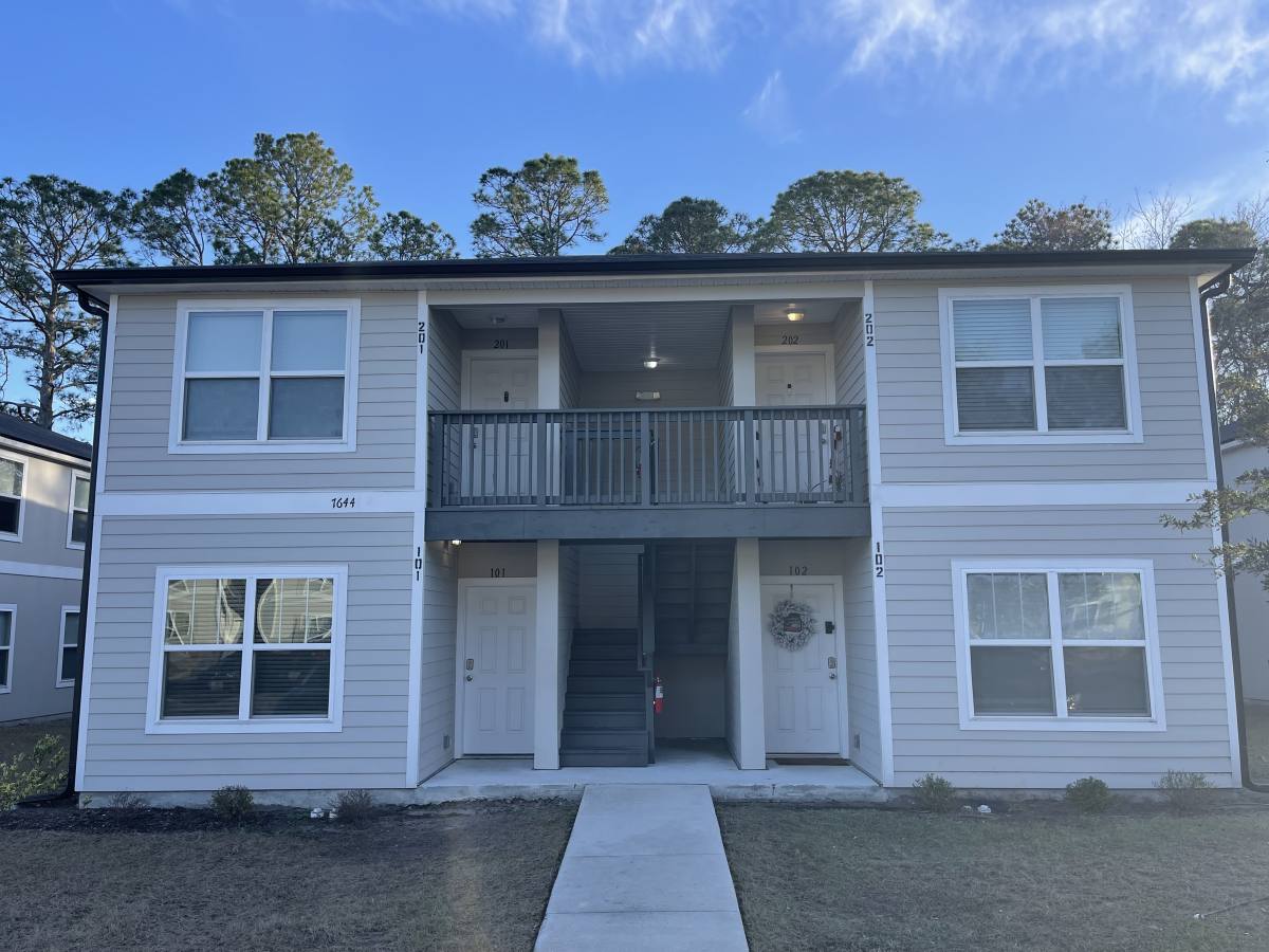 Apartment for rent at 7644 Mailes Court #102, Jacksonville, FL 32210