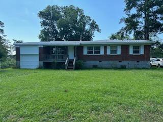 House for rent at 304 Loop Rd, Belhaven, NC 27810