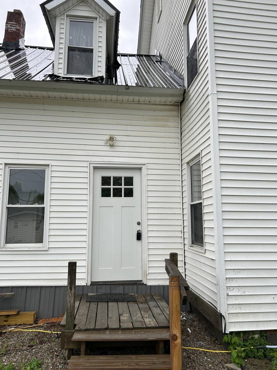 Apartment for rent at 42 Water St #1, Newport, ME 04953