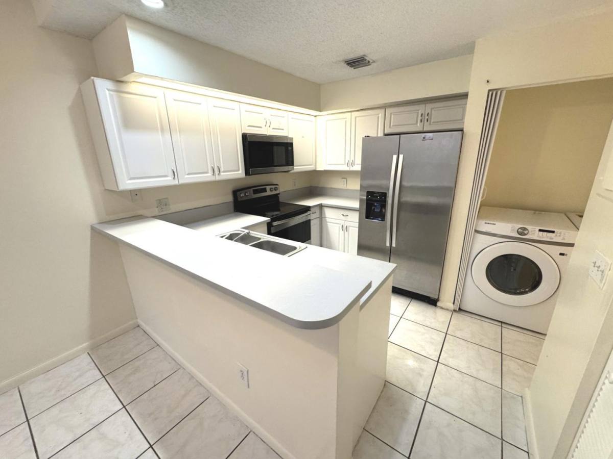 Townhouse for rent at Players Place, 1903 Players Place #1, Pompano Beach, FL 33068
