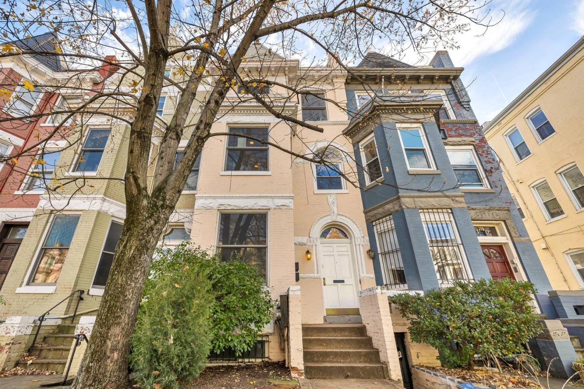 Apartment for rent at Dupont Circle, 1738 U St NW #1, Washington, DC 20009