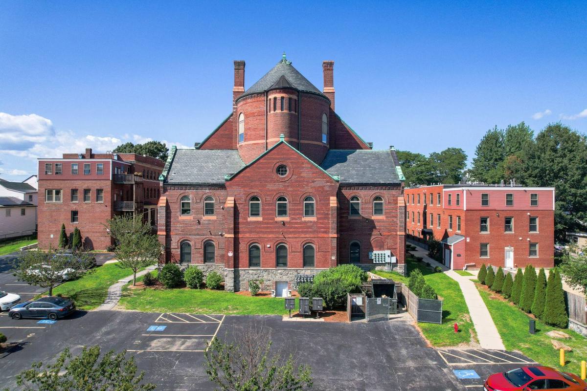 House for rent at 159-181 Moore St #181U6, Lowell, MA 01852