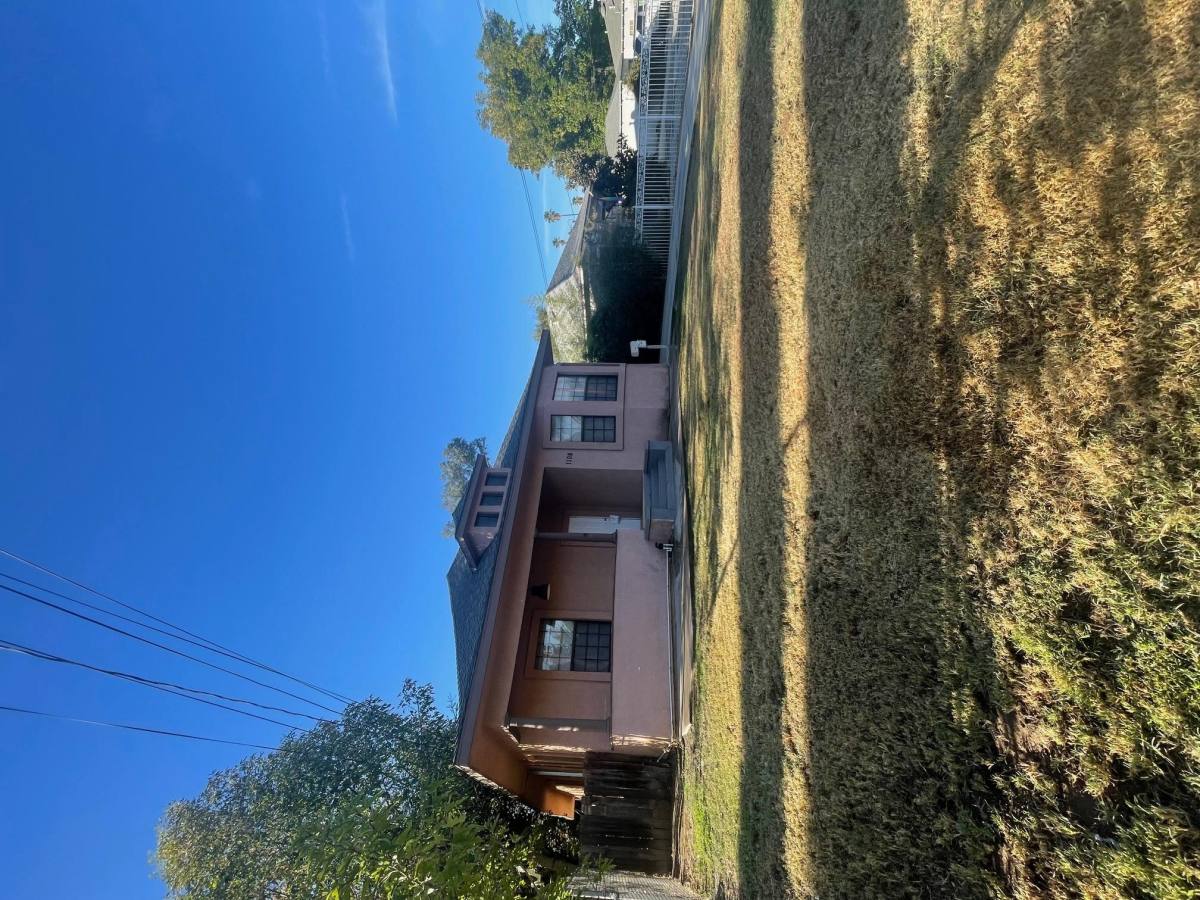 House for rent at 1108 E Central Ave #1, Redlands, CA 92374
