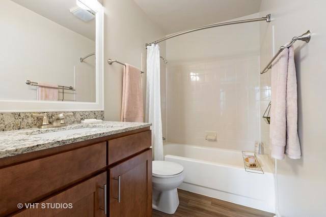 Apartment for rent at 56 Sterling Circle #202, Wheaton, IL 60189