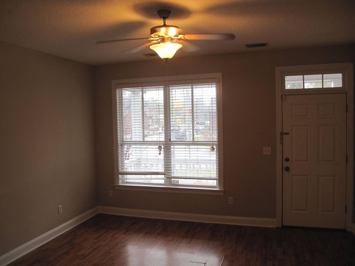 Apartment for rent at 836 E Anderson St, Savannah, GA 31401