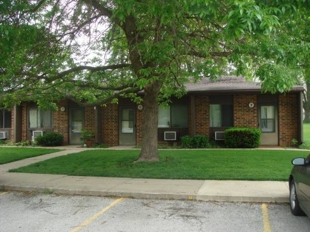 Apartment for rent at 425 N Dubuque St, North Liberty, IA 52317