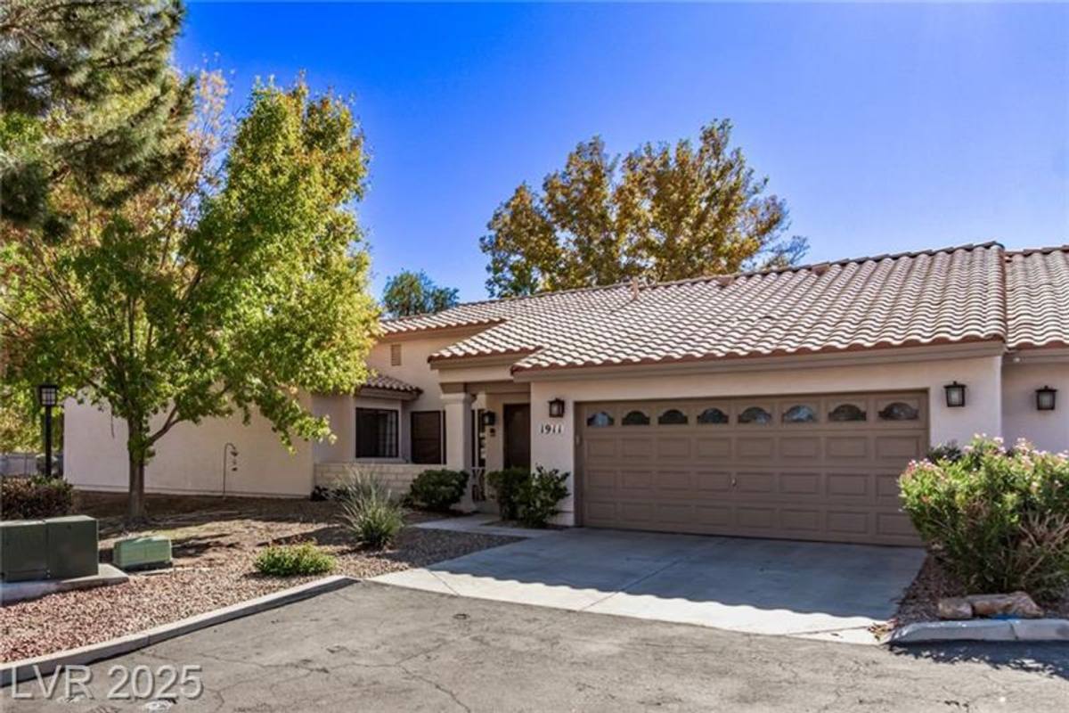 Townhouse for rent at 1911 Hobson Dr, Henderson, NV 89074