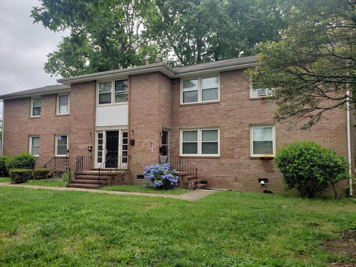 Apartment for rent at 1138-1140 Shuford Ave, Colonial Heights, VA 23834