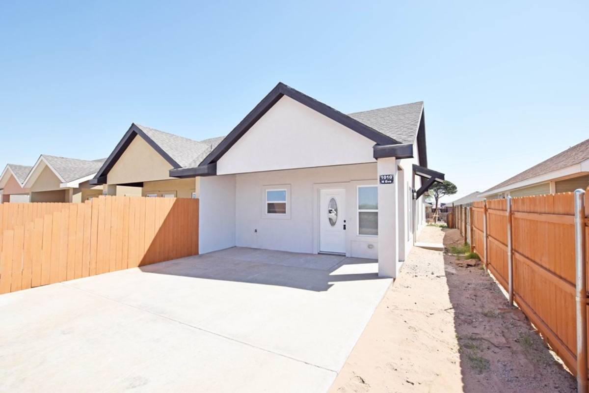 House for rent at 1010 N Eva, Monahans, TX 79756