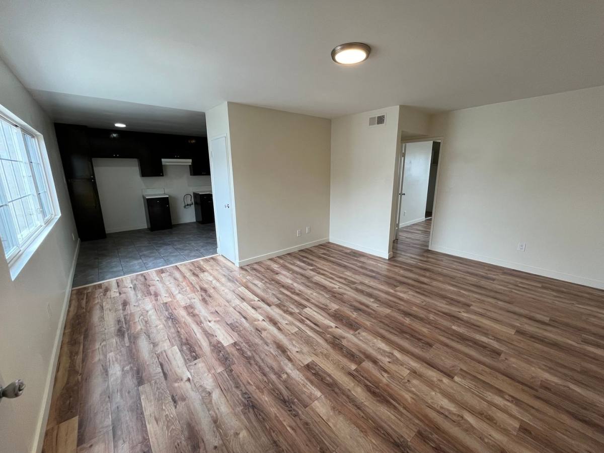 Apartment for rent at 8517 Cedros Ave, Panorama City, CA 91402