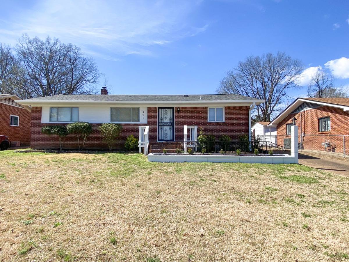 House for rent at 241 Montelo, Memphis, TN 38120
