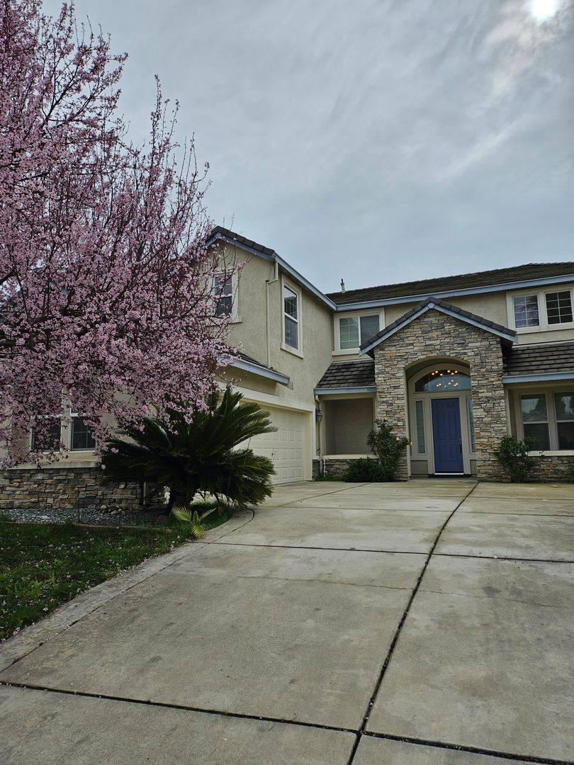 House for rent at 1178 Jewelflower St, Olivehurst, CA 95961