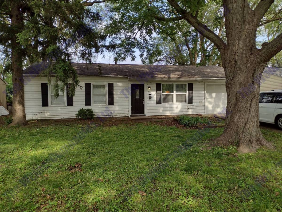 House for rent at 708 Scottswood Dr, Urbana, IL 61802