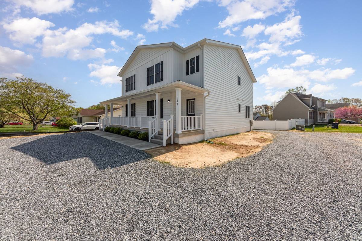 Apartment for rent at 102 Gerber Dr, Fredericksburg, VA 22408