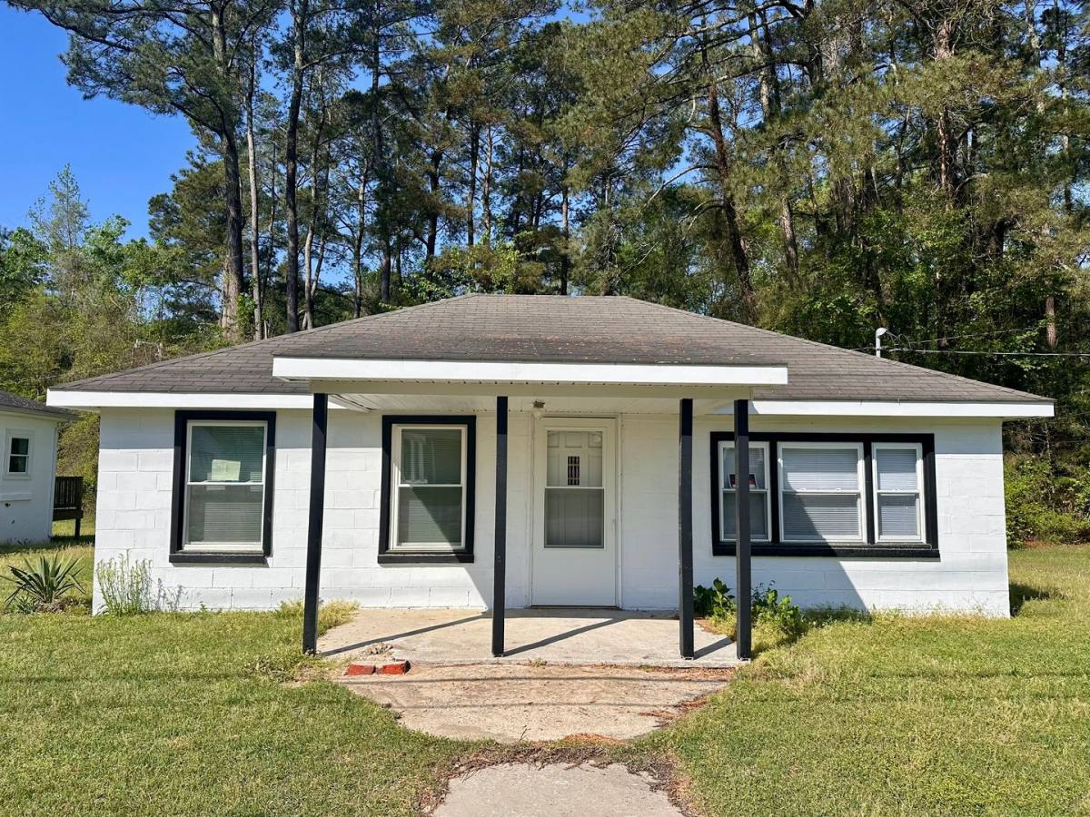 House for rent at 106 Neville St, Tarboro, NC 27886