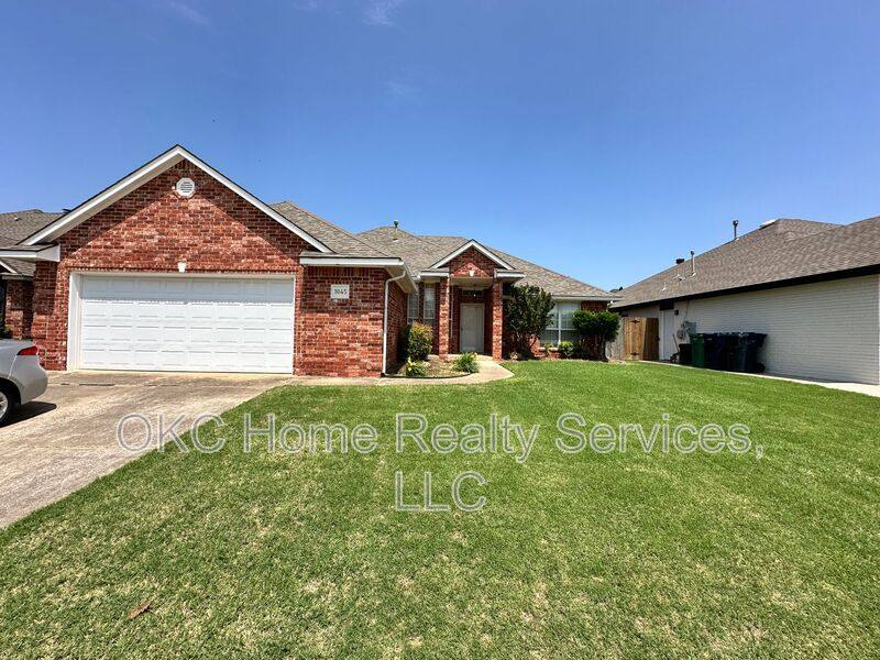 House for rent at 1045 SW 128th St, Oklahoma City, OK 73170