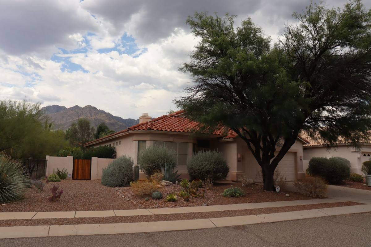 House for rent at 7613 E Via Los Arbustos, Tucson, AZ 85750
