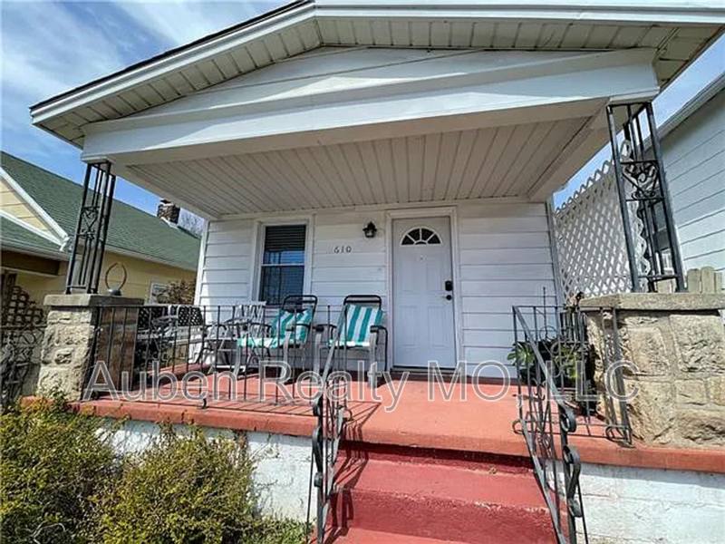 House for rent at 610 Northrup Ave, Kansas City, KS 66101