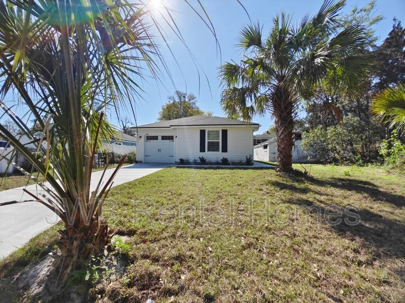 House for rent at 442 47th St E, Jacksonville, FL 32208