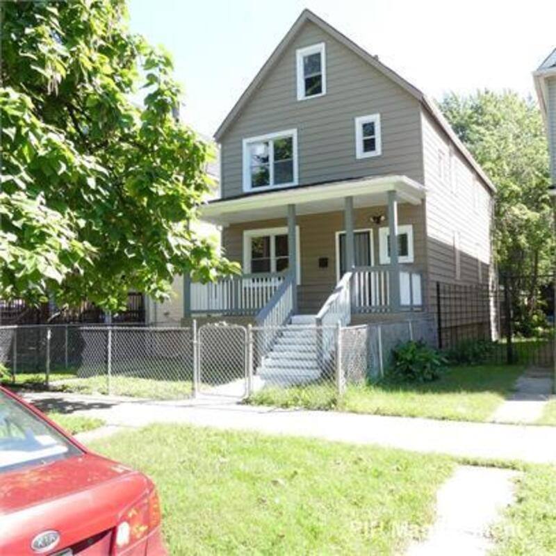Apartment for rent at 8349 S Colfax Ave #2, Chicago, IL 60617