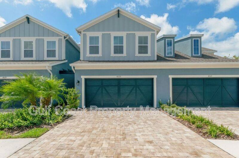 Townhouse for rent at 4525 Chinkapin Dr, Sarasota, FL 34232