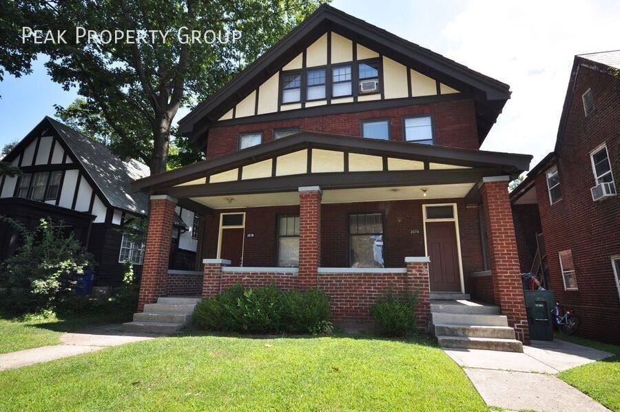 Apartment for rent at 2074-2078 Summit St #2078, Columbus, OH 43201