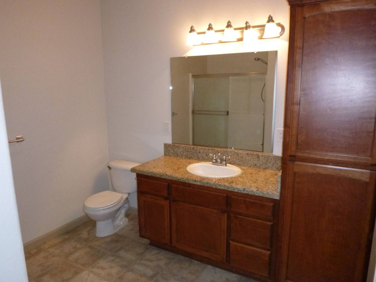 Apartment for rent at 1720 Ellis Lake Dr, Marysville, CA 95901