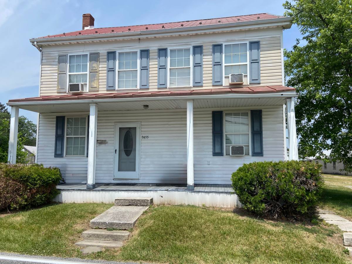 House for rent at 3655 Admire Rd, Dover, PA 17315