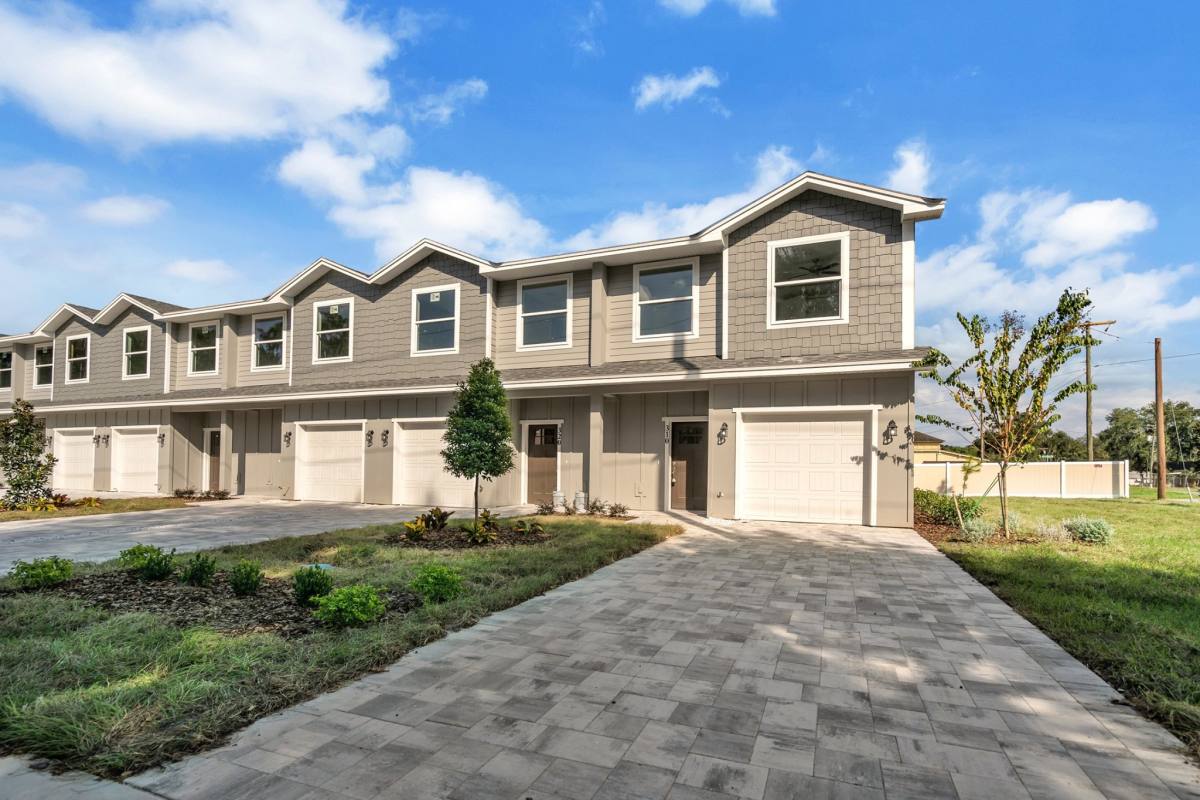 Townhouse for rent at 460 N 1st Ave, Bartow, FL 33830