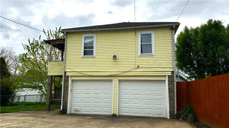 Apartment for rent at 37 Arcadia Ave, Wheeling, WV 26003
