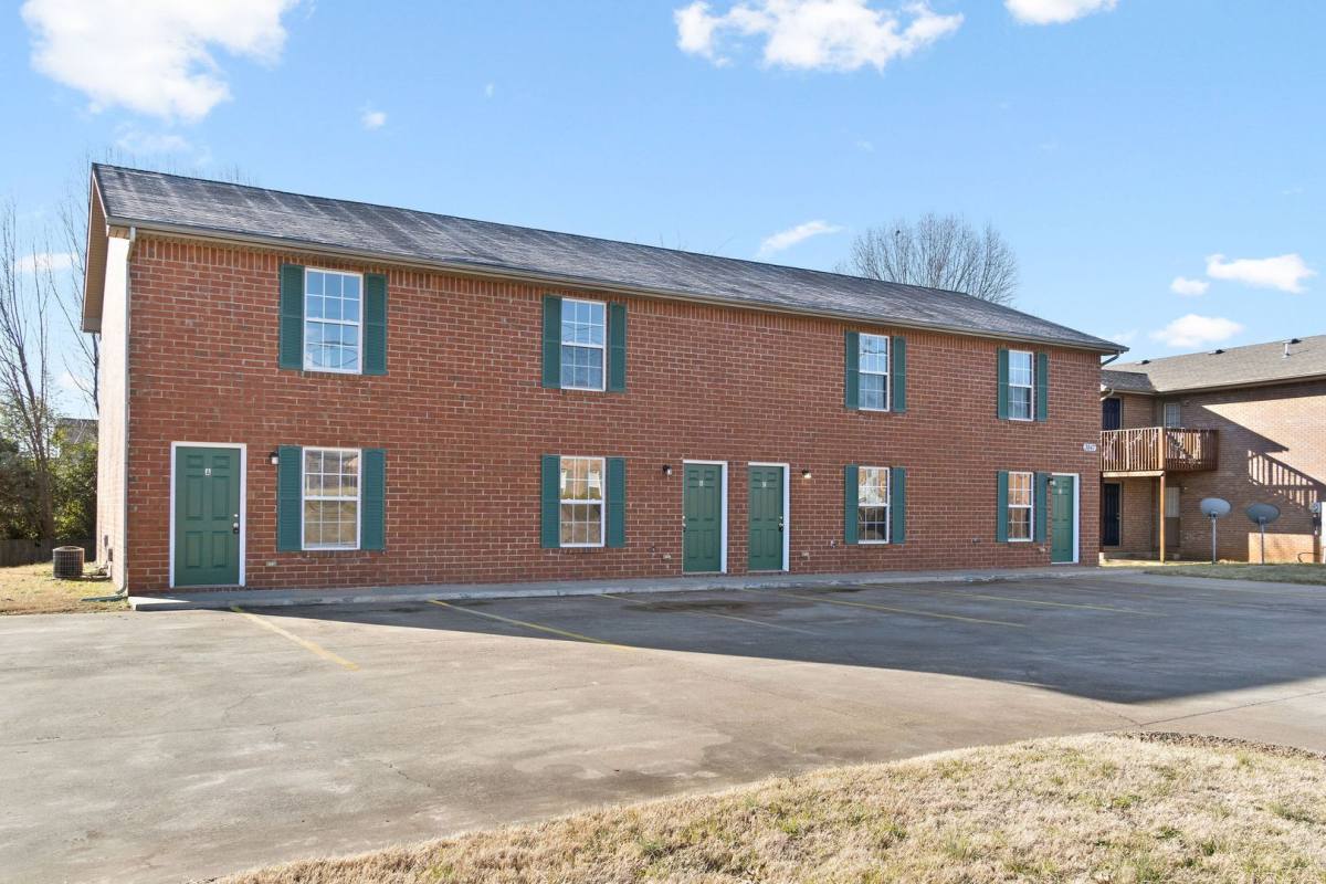 Apartment for rent at 3847 Jockey Dr, Clarksville, TN 37042