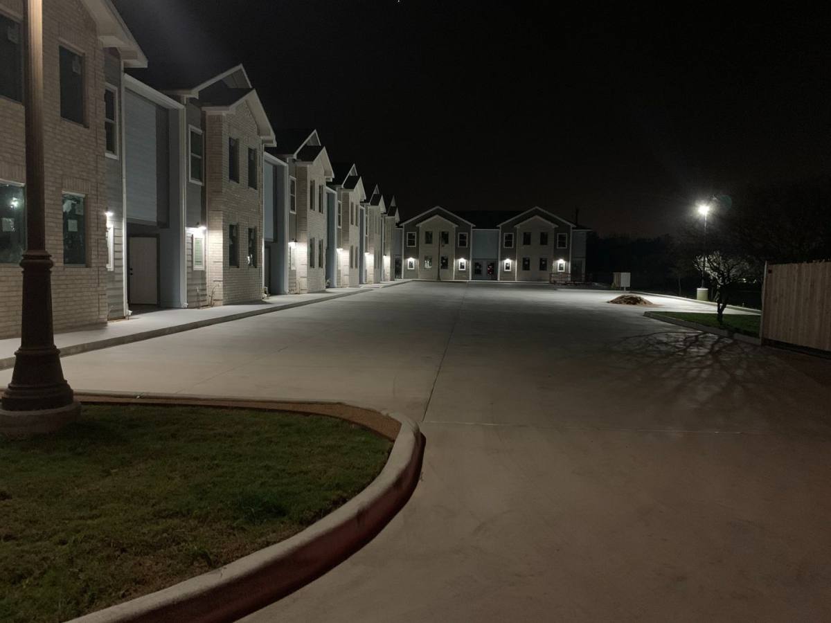Apartment for rent at 1402 S H St, Harlingen, TX 78550