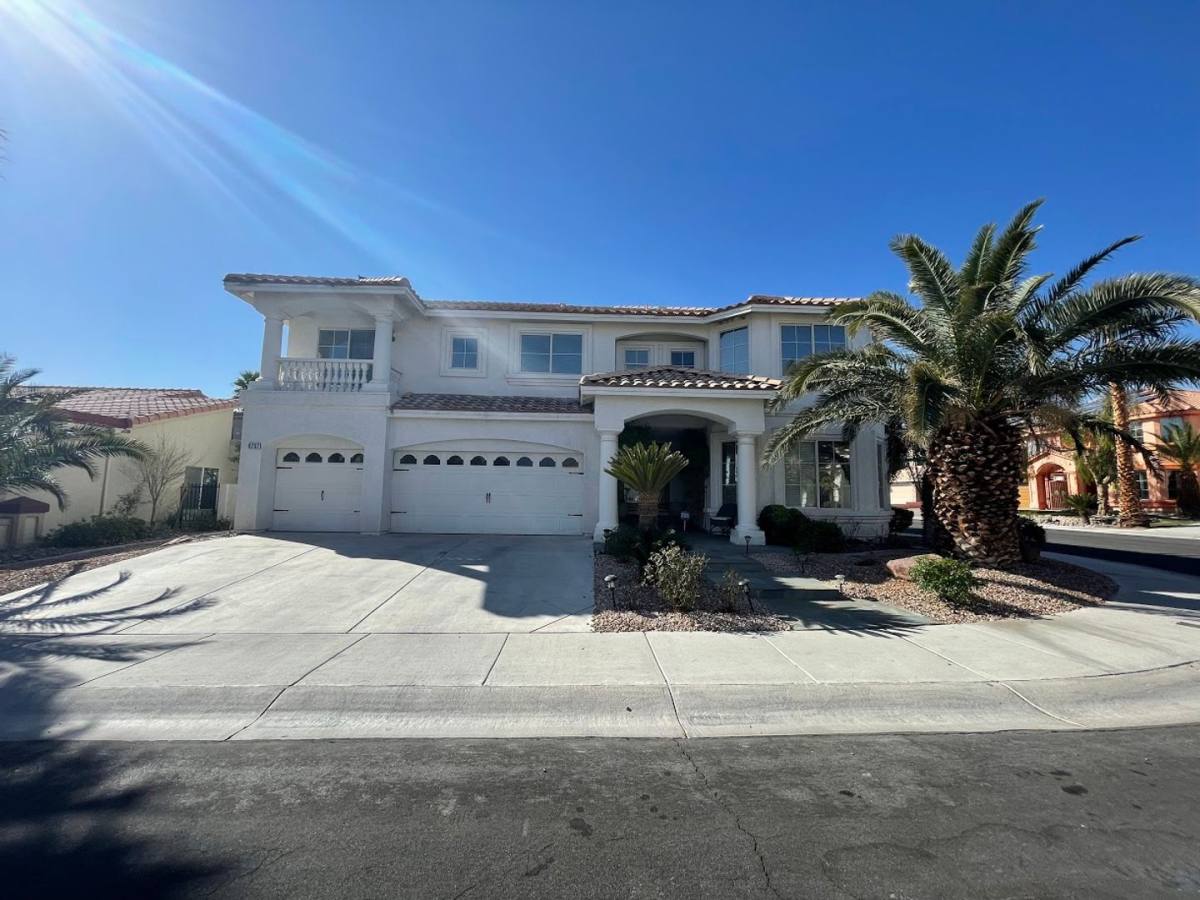 House for rent at 8757 Castle Hill Ave, Las Vegas, NV 89129